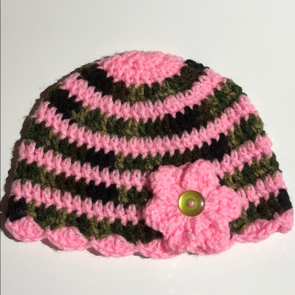 Pink camo baby hat beanie camouflage pink flower